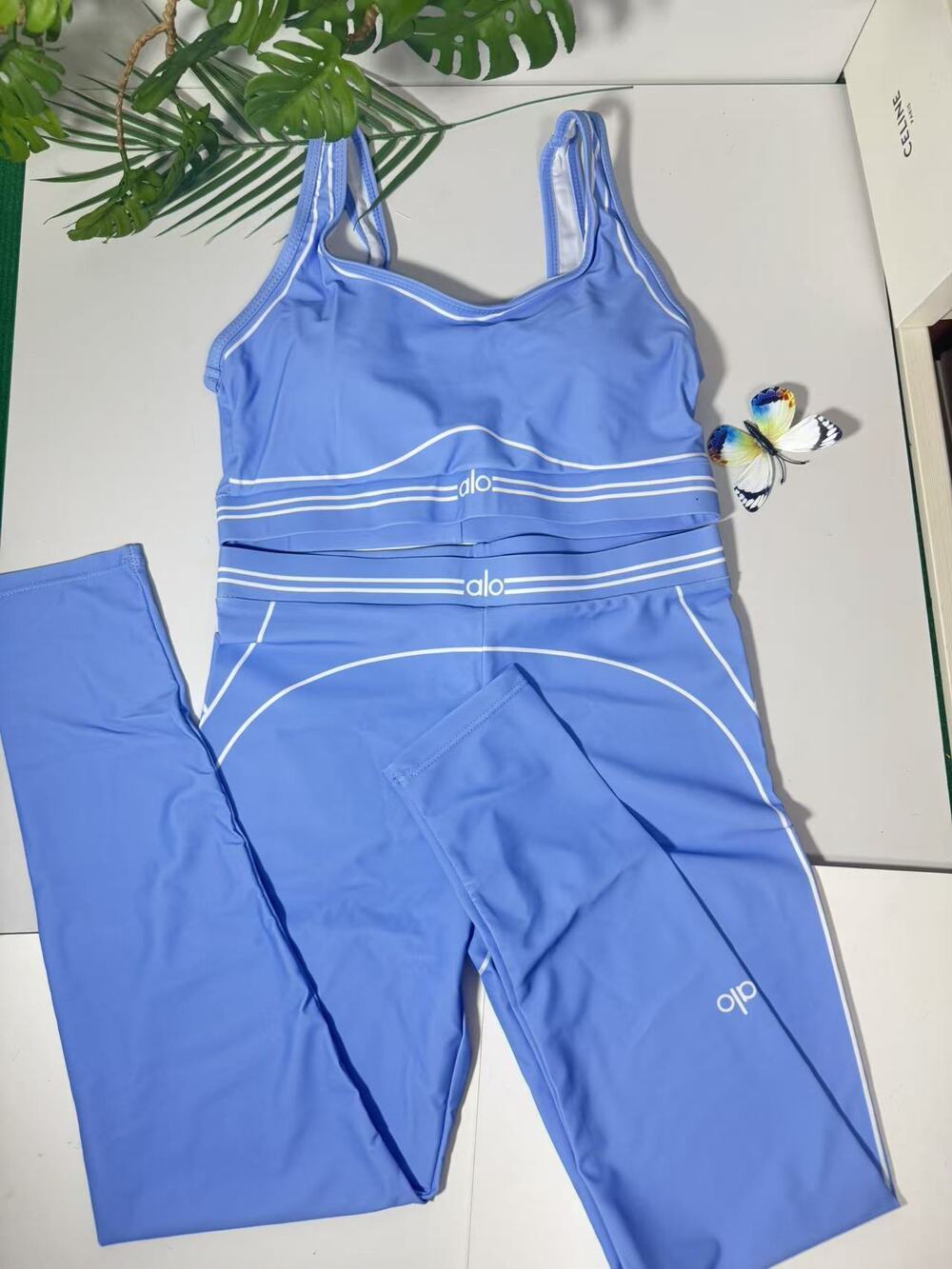 ✨Alo Yoga Blue White Stripe 2 Piece Yoga